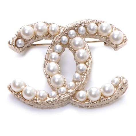 chanel brooch pearl and chain|Chanel brooch vintage.